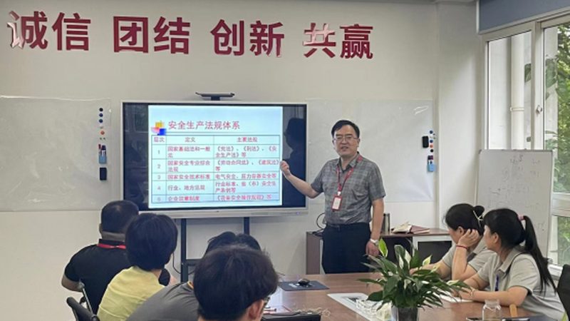 专升本一对一辅导的费用通常由以下几个部分构成：