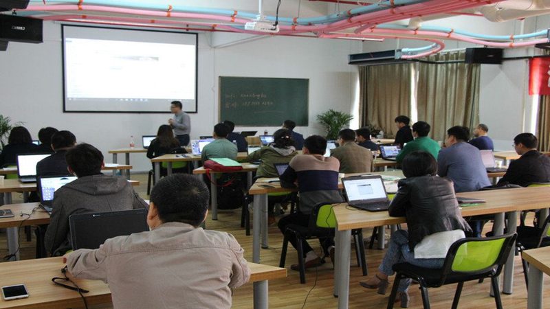 企业内训效果评估：如何科学评估培训成效